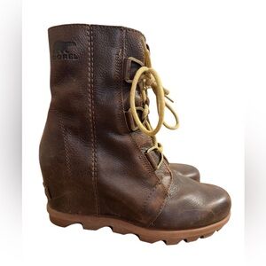 Sorel Brown Leather Lace-Up Wedge Ankle Boots with Tan Laces